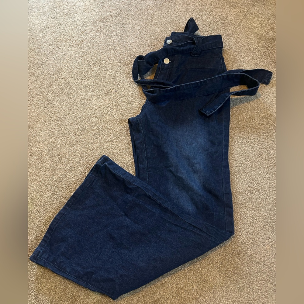 Light weight Blue Denim Belted Wide Leg Jean